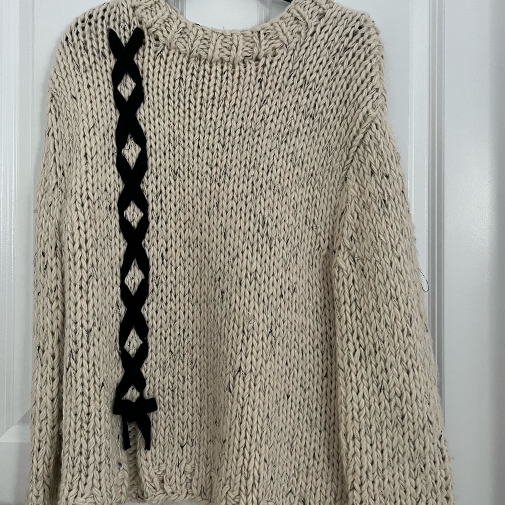 13/14 zara kids sweater with stitching